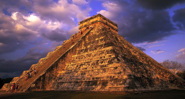 Mayan_Pyramids